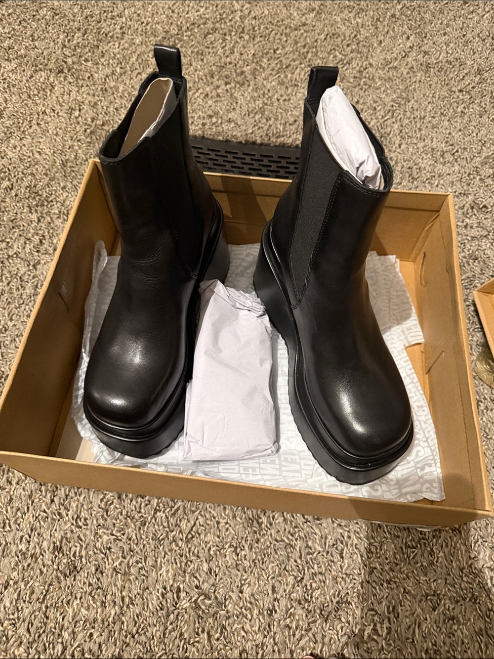 Steve Madden Black Chelsea Platform  Boots